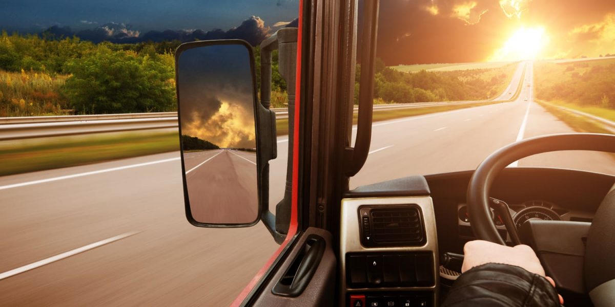 Key Trucking Safety Tips